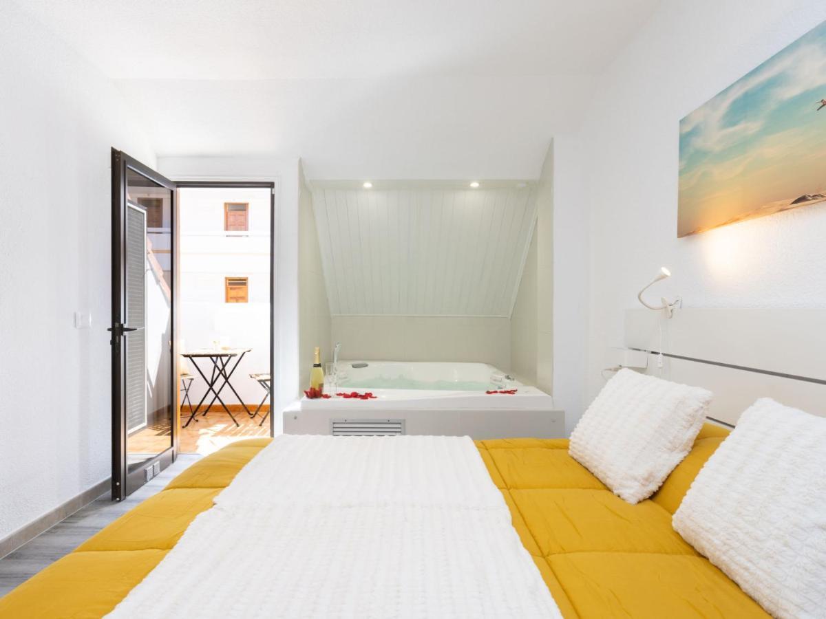 Apartment Deluxe Altemar By Interhome Playa de las Americas  Luaran gambar